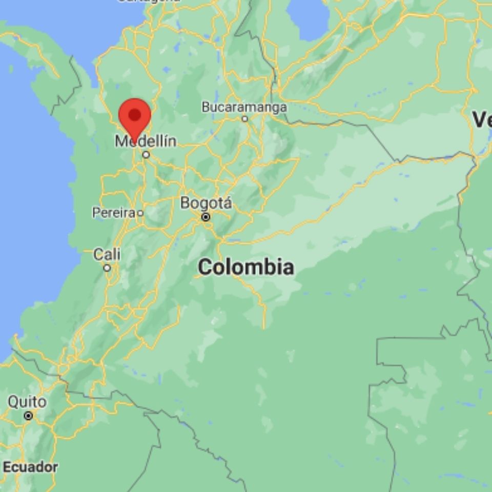 PASEO EN GLOBO CERCA A MEDELLÍN